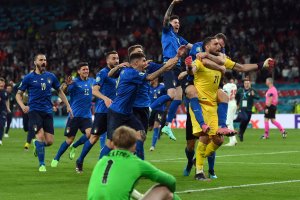 It s coming home гласеше рефренът на английските запалянковци във финала