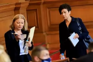 Спорни "нюанси" изникнаха в преговорите за кабинета