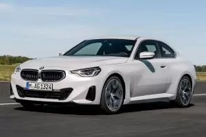 Най-малкото купе на BMW вече е по-голямо и по-ниско