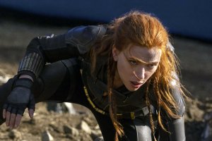 Скарлет Йохансон съди Disney за нарушение на договор след като