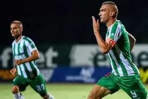 Камбуров вече е само на гол от "вечния" рекорд