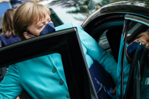 Ангела Меркел направи последната си поява в ролята на канцлер