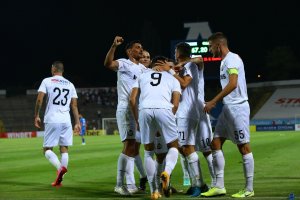 Лавината от проблеми в Левски през лятото закъсняла селекция бюджетна