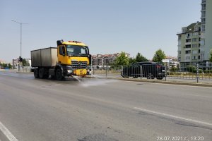 Столична община е оросявала основни улици и булеварди в София