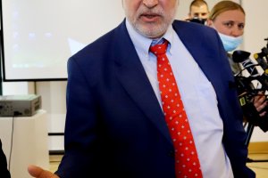 Процедурата за изгонване на партийната централа на ГЕРБ от НДК