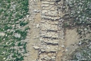 Съвсем скоро укрепена пътека край Рилските езера се руши ударно