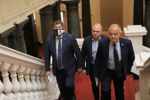 Българската обществена памет е слаба а политическата – дори още