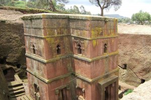 Военни части от Народно освободителния фронт на Тигрей TPLF са окупирали Лалибела обект на световното