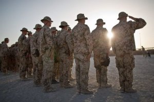 Българското правителство изненадващо обяви че изпраща 50 български военни в