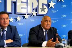 Бойко Борисов се възползва от свирепия разнобой в партиите анти ГЕРБ