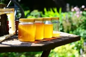 Как да познаем истинския пчелен мед