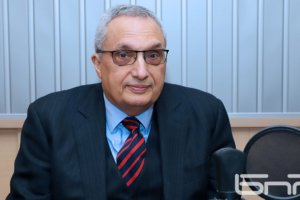 Политическата система е в патова ситуация  В парламента олигархията и мафията