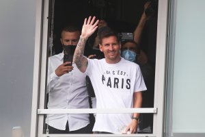 Трансферът на Лионел Меси в Пари Сен Жермен вече е