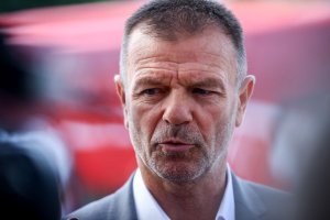 Треньорът на ЦСКА София Стойчо Младенов предпочете да не продължава задочния