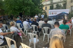 В сблъсък на мнения за и против идеята за функционално