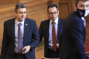 Има такъв народ продължава да убеждава потенциалните си партньори