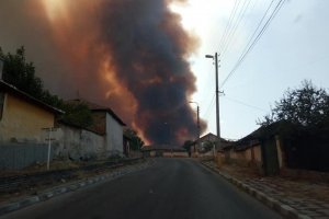 Бушуващите у нас пожари взеха жертви Двама служители на Югозападното