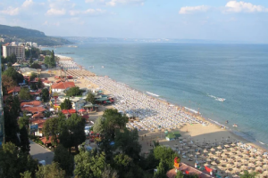 Въпреки двойния ръст на курортистите това лято по морето не