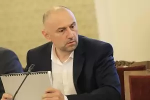 Премиерът Петков призова за нова кандидатура за шеф на БНБ