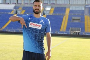 Левски подписа договор с национала на Северна Македония Гьоко Зайков