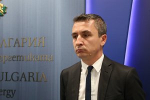 Служебният премиер Стефан Янев е освободил от длъжност  зам министърът на