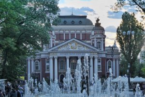 Директорът на Народния театър Мариус Донкин разказа в предаването Здравей България