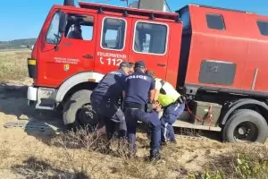 Германец два пъти влиза в ареста за прегазени дюни в Алепу