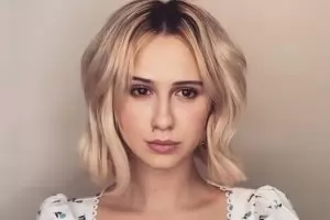 Мария Бакалова снима английска комедия в Италия 