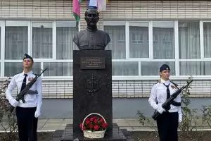 В Русия откриха два паметника на Железния Феликс в един ден