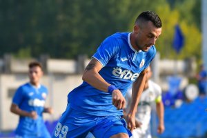 Наш професионален футболист се забърка в тежък скандал след като