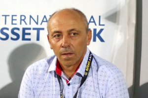 Един от най известните български треньори в момента във футбола ни