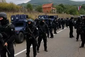 Сили на ООН се намесиха да спрат новата вражда между сърби и косовари