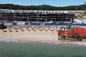 НЯКЪДЕ МЕЖДУ ДУРАНКУЛАК И РЕЗОВО Германци с противопожарен автомобил пригоден