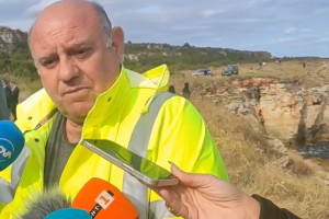 Шефът на Морска администрация кап Живко Петров бе уволнен насред