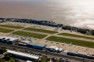 Политиците за пореден път излъгаха бизнеса Авиокомпаниите които са сред най пострадалите