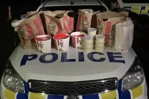 В новозеландския локдаун и KFC се оказа престъпление