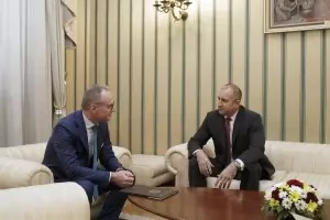 Лозан Панов нападна Румен Радев за пасивността му за съдебната система