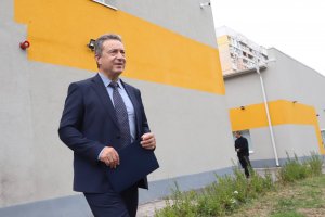 Служители от Бюрото по защита което премина от главния прокурор