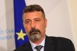 Резултатите от социологическите проучвания според които ГЕРБ отново е първа