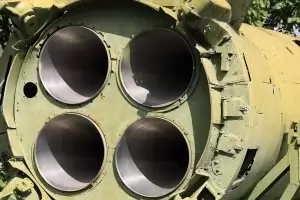 Южна Корея изстреля първата балистична ракета собствено производство