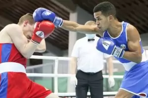 Кубинец даде победно начало за България на световното по бокс