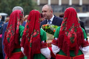 Само преди 2 седмици кандидатпрезидентската сергия бе толкова бедна че