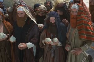 Който пее зло не мисли гласи една поговорка която само