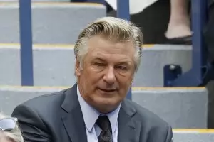 Забраната на оръжия може да започне от снимачните площадки