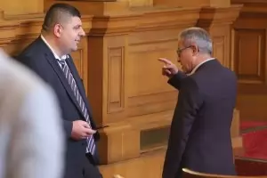 ДБ се е регистрирала електронно и за предните избори през 2021 г.