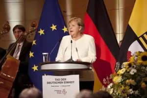 На изпроводяк Меркел призова Германия да толерира различията