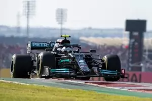 Наказание за "Мерцедес" в четвърти пореден старт от Формула 1