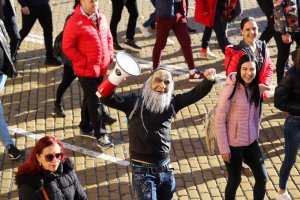 Свикнали сме периодично да помпаме самочувствието си като се самоопределяме като гостоприемен