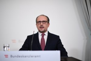 Австрийският външен министър Александър Шаленберг официално пое поста канцлер на