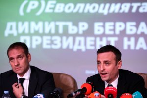 Разкритията около управлението на Борислав Михайлов в БФС продължиха с